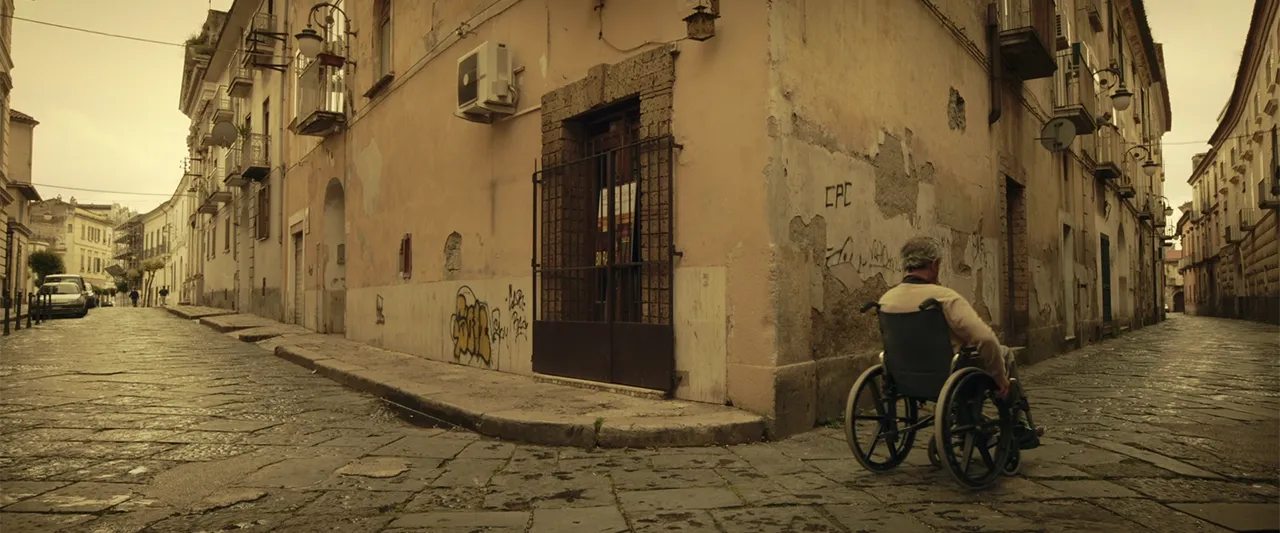 La smorfia | Marcello Montarsi - Cinematographer